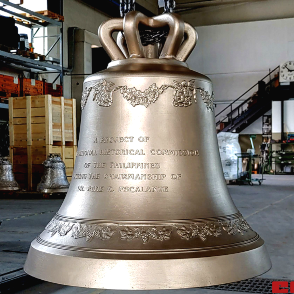 Traditional Bronze Bell - Craftsmanship Excellence and Unique Sounds
